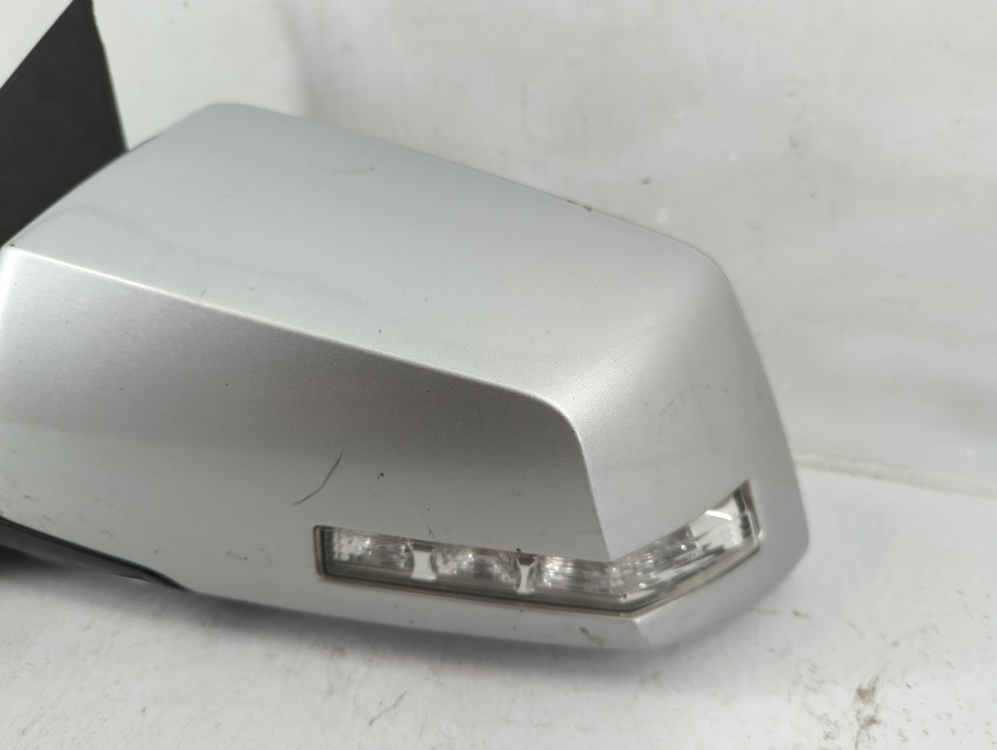 2011 Gmc Acadia Side Mirror Replacement Driver Left View Door Mirror P/N:25884999 Fits OEM Used Auto Parts - Oemusedautopart