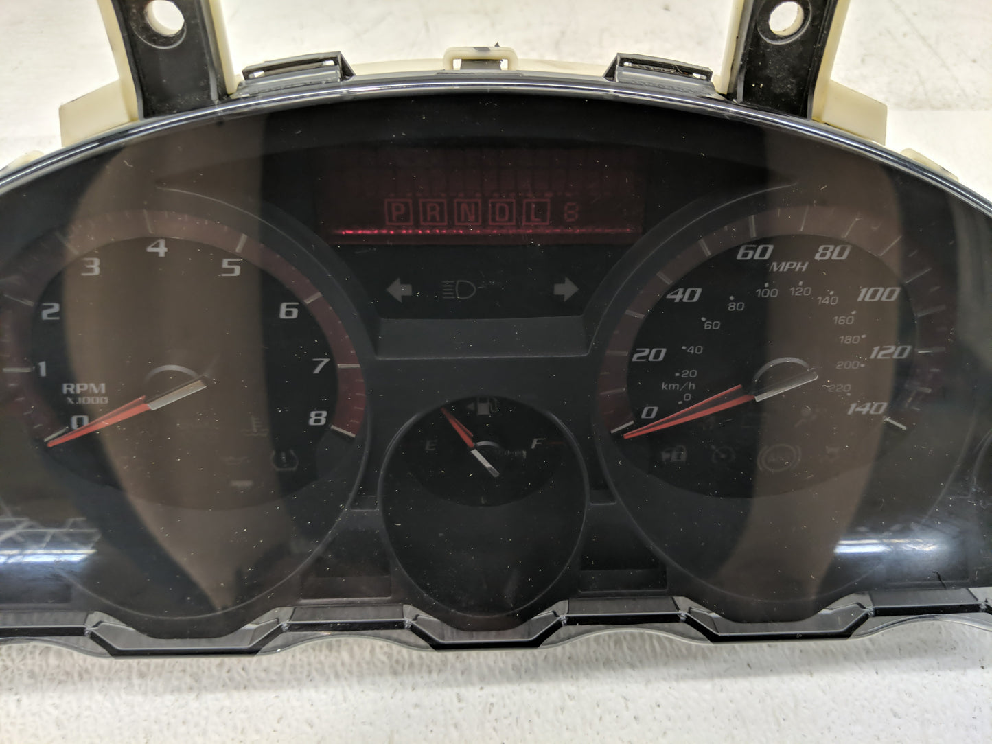 2011-2012 Gmc Acadia Instrument Cluster Speedometer Gauges Fits Fits 2011 2012 OEM Used Auto Parts - Oemusedautoparts1.com