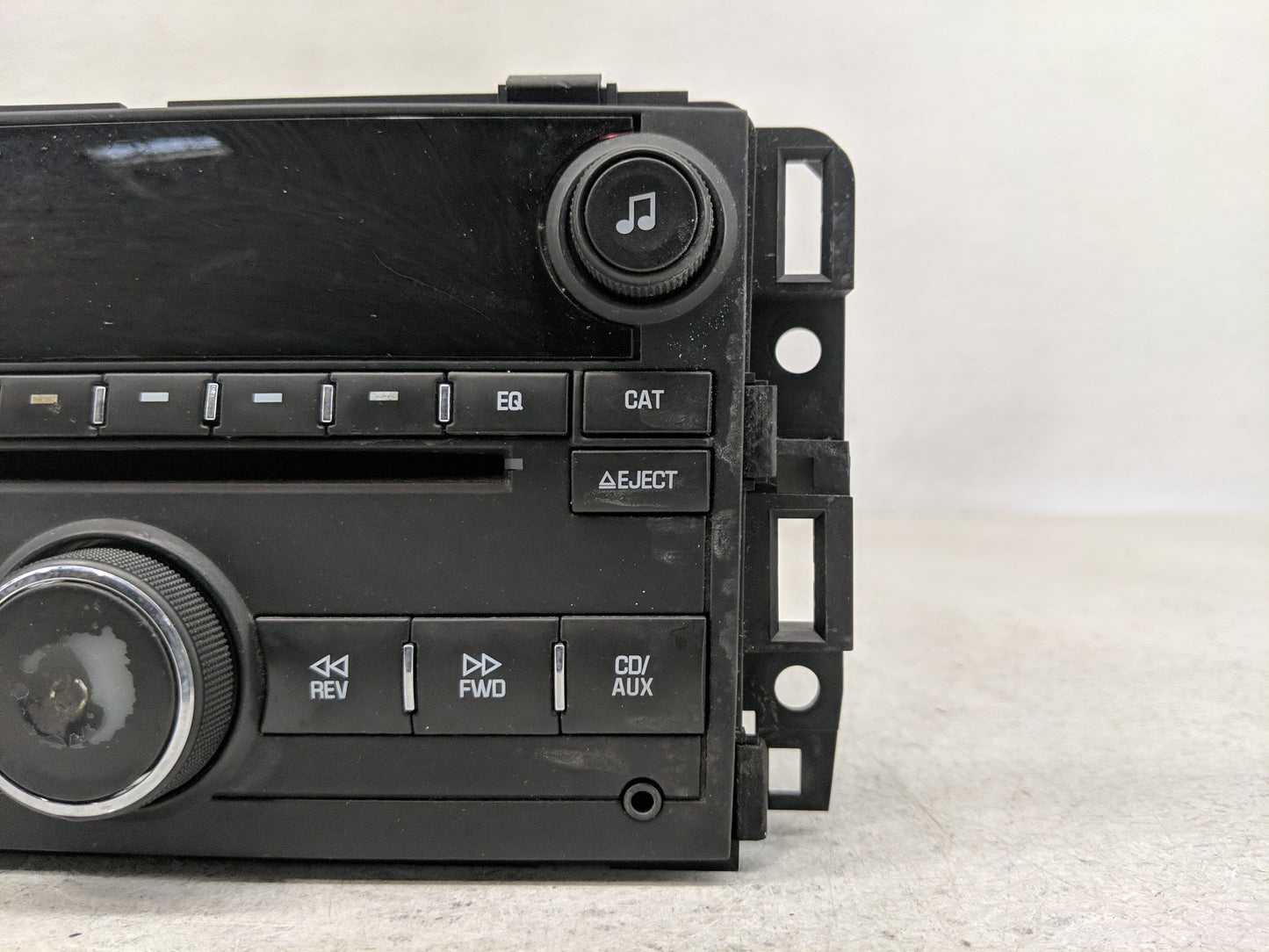 2009-2011 Gmc Acadia Radio AM FM Cd Player Receiver Replacement P/N:20935118 Fits Fits 2009 2010 2011 OEM Used Auto Parts - 