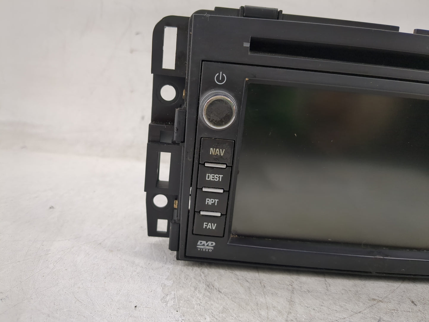 2011 Gmc Acadia Radio AM FM Cd Player Receiver Replacement P/N:22739334 Fits OEM Used Auto Parts - Oemusedautoparts1.com