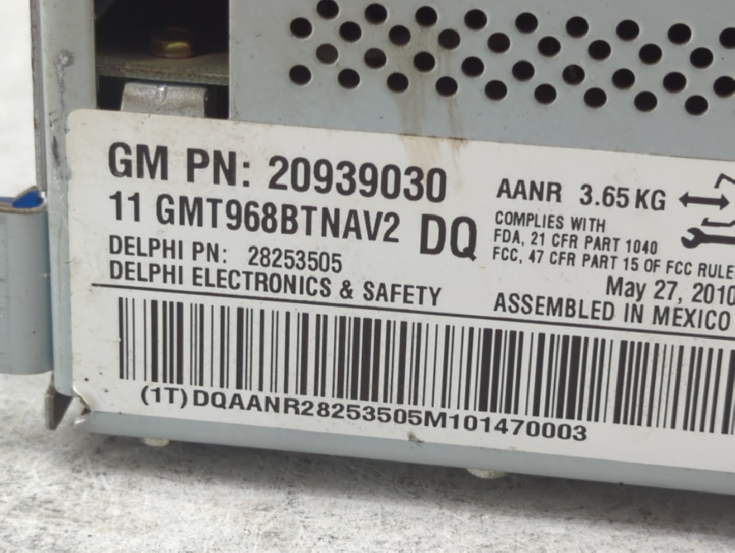 2011 Gmc Acadia Radio AM FM Cd Player Receiver Replacement P/N:20939030 Fits OEM Used Auto Parts - Oemusedautoparts1.com