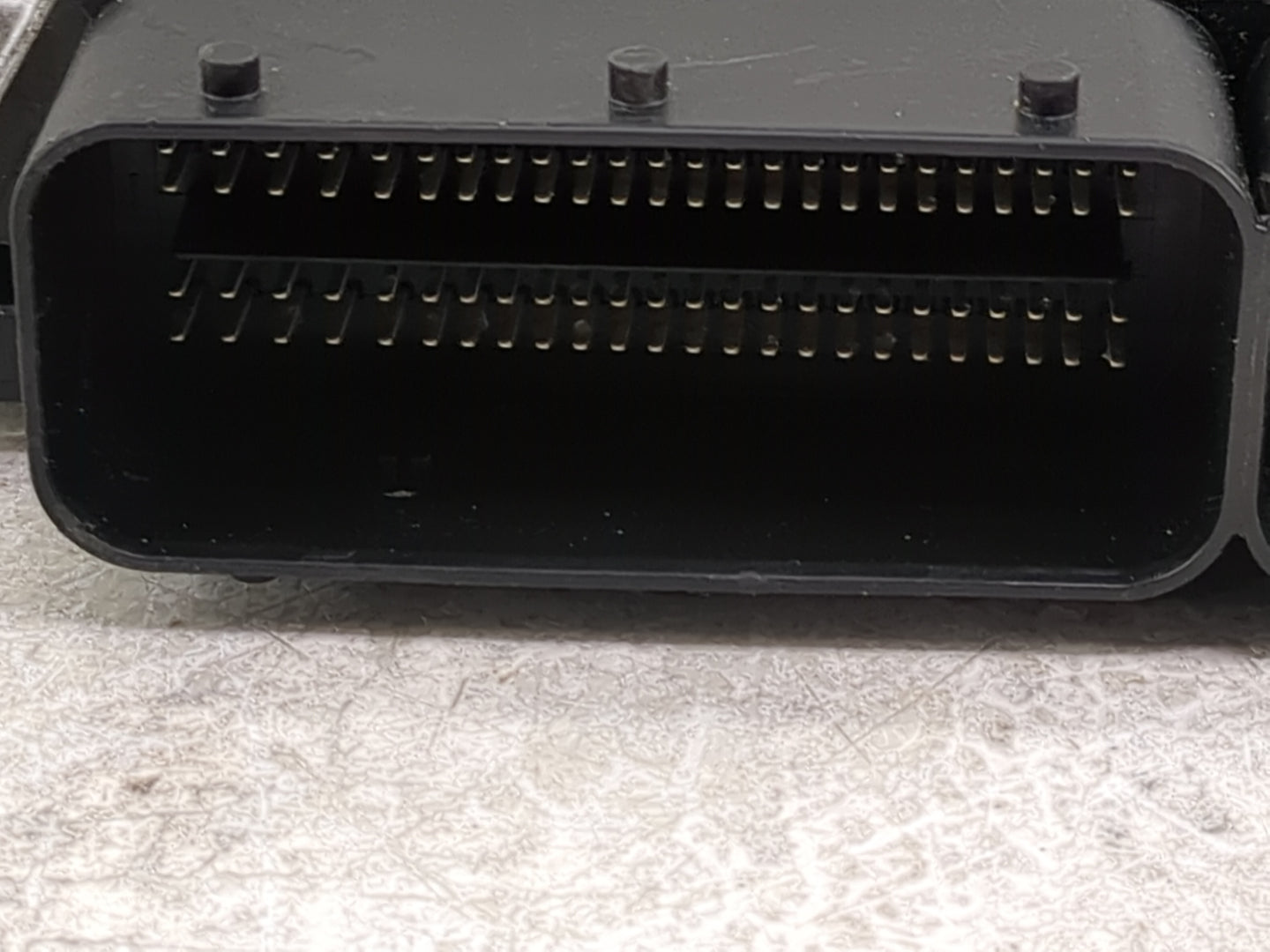 2010-2011 Gmc Acadia PCM Engine Control Computer ECU ECM PCU OEM P/N:0 261 S02 773 12635019 Fits Fits 2010 2011 OEM Used Aut