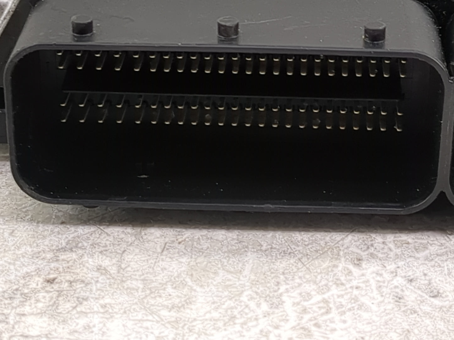2010-2011 Gmc Acadia PCM Engine Control Computer ECU ECM PCU OEM P/N:0 261 S02 773 12635019 Fits Fits 2010 2011 OEM Used Aut