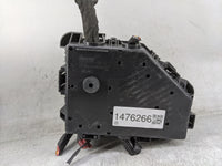 2011 Gmc Acadia Fusebox Fuse Box Panel Relay Module P/N:15927722 20913282 Fits OEM Used Auto Parts - Oemusedautoparts1.com