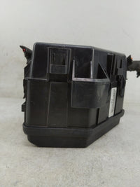 2011 Gmc Acadia Fusebox Fuse Box Panel Relay Module P/N:15927722 20913282 Fits OEM Used Auto Parts - Oemusedautoparts1.com