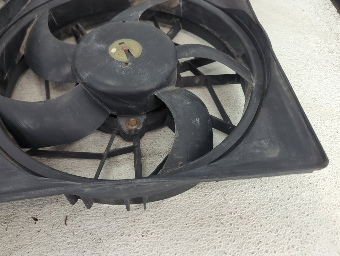 2007-2017 Gmc Acadia Electric Radiator Cooling Fan Motor Assembly Fits Fits 2007 2008 2009 2010 2011 2012 2013 2014 2015 201