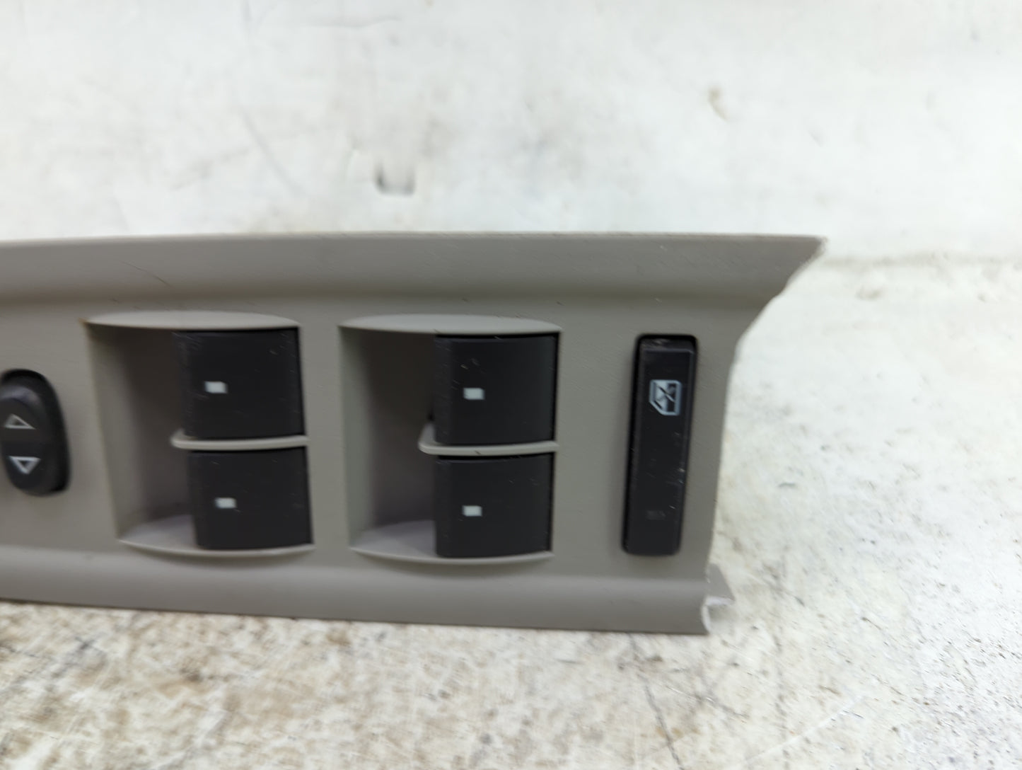 2007-2017 Gmc Acadia Master Power Window Switch Replacement Driver Side Left P/N:20945224 SANAD1241I Fits OEM Used Auto Part