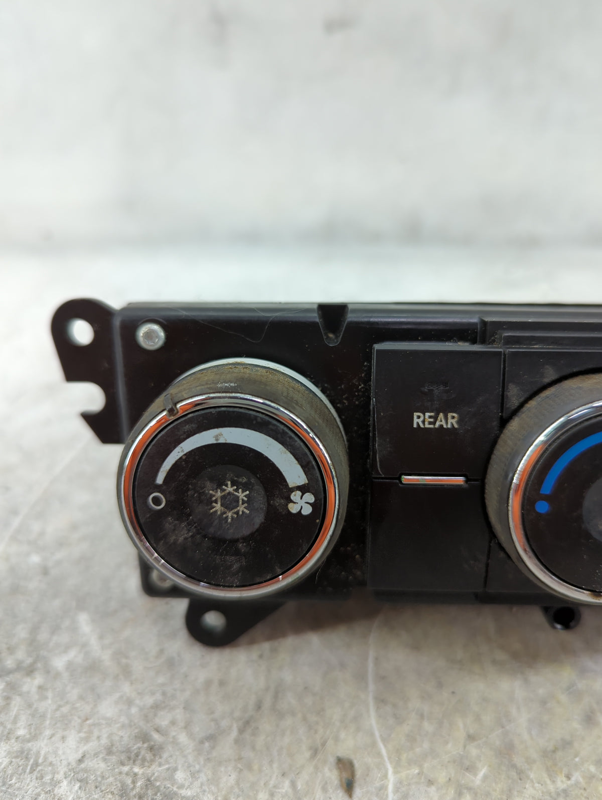 2007-2012 Gmc Acadia Climate Control Module Temperature AC/Heater Replacement P/N:20917131 Fits Fits 2007 2008 2009 2010 201