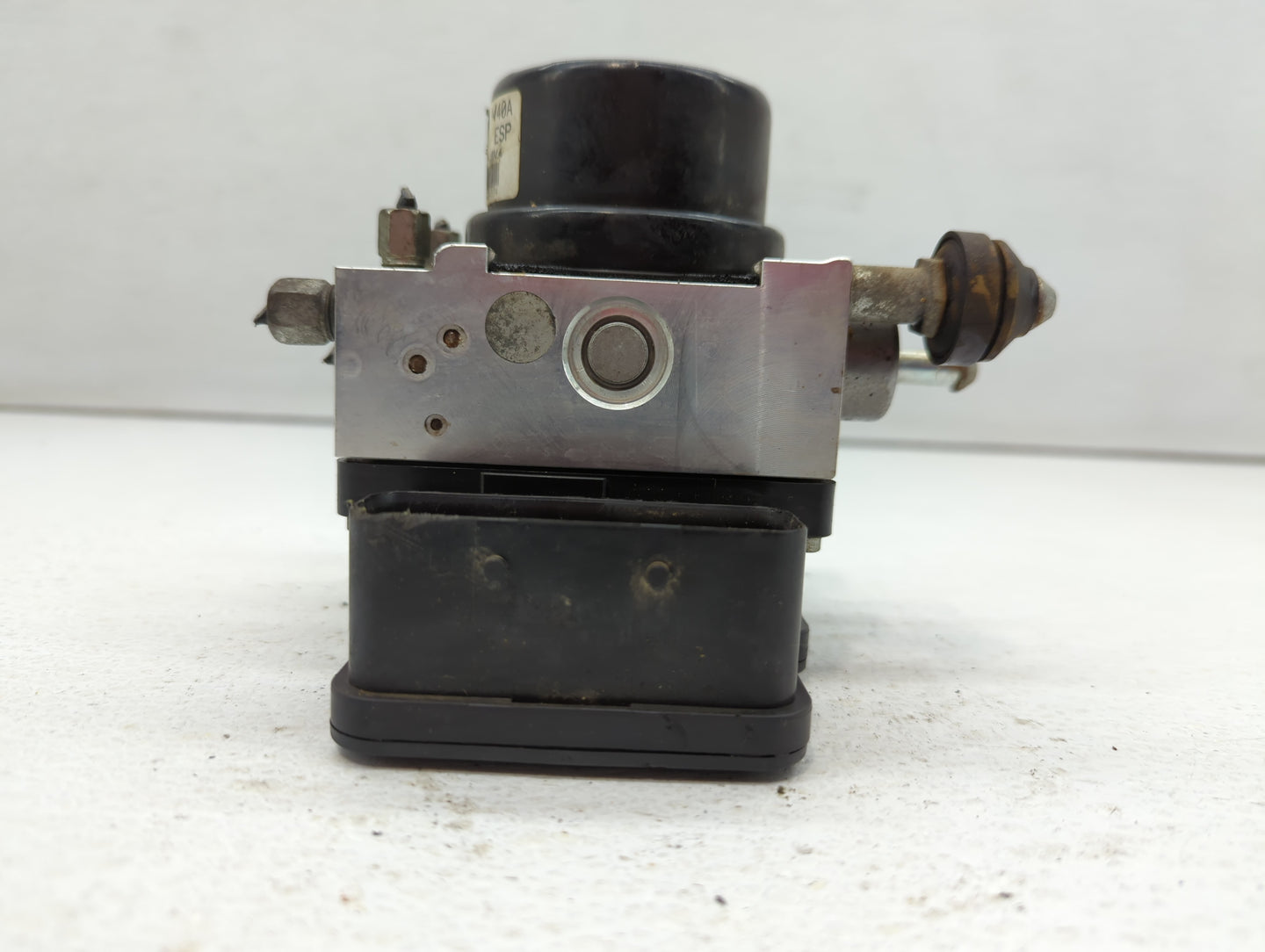 2008-2011 Gmc Acadia ABS Pump Control Module Replacement P/N:47660 1V40A Fits Fits 2008 2009 2010 2011 OEM Used Auto Parts -