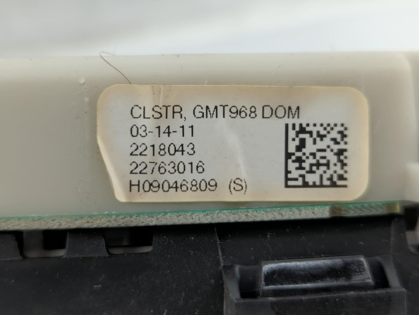 2011-2012 Gmc Acadia Instrument Cluster Speedometer Gauges P/N:22763016 Fits Fits 2011 2012 OEM Used Auto Parts - Oemusedaut