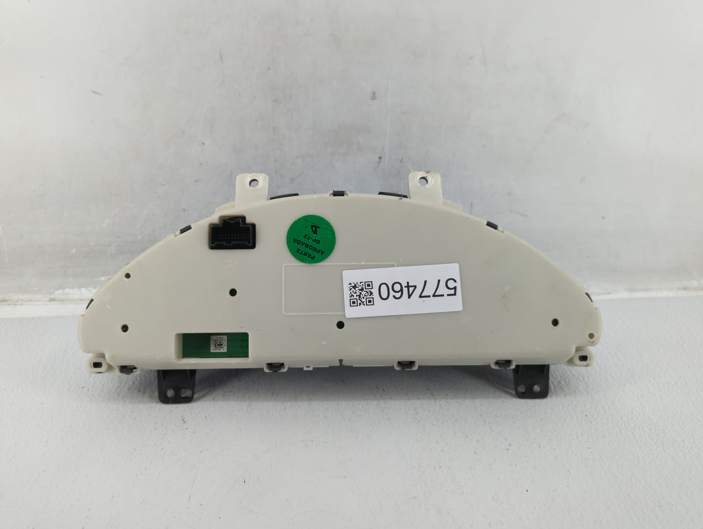 2011-2012 Gmc Acadia Instrument Cluster Speedometer Gauges P/N:22763016 Fits Fits 2011 2012 OEM Used Auto Parts - Oemusedaut