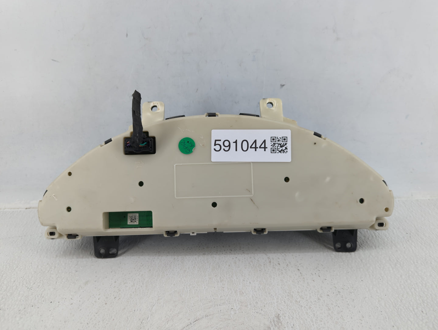 2011-2012 Gmc Acadia Instrument Cluster Speedometer Gauges P/N:H09741854 22763016 Fits Fits 2011 2012 OEM Used Auto Parts - 