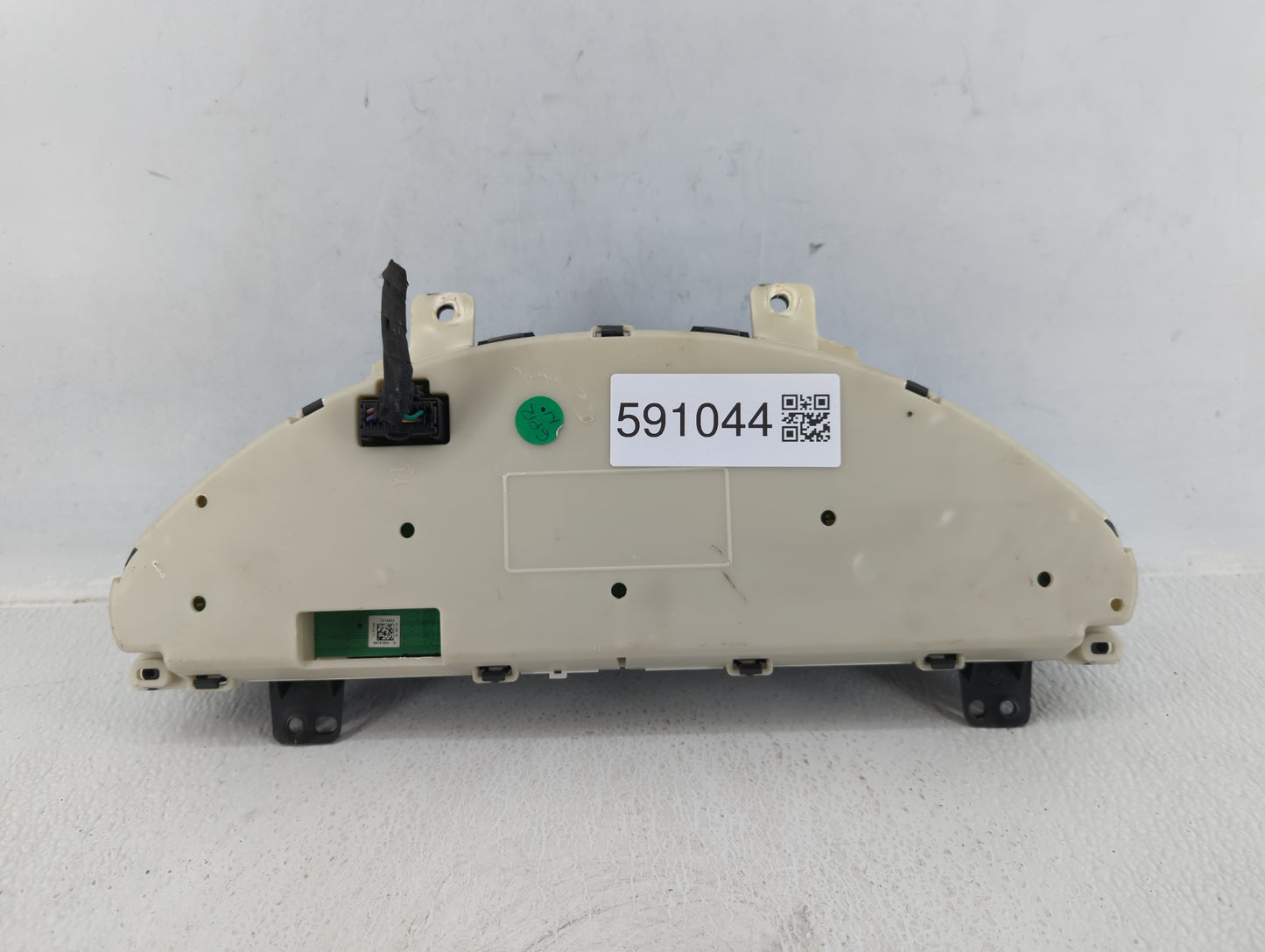 2011-2012 Gmc Acadia Instrument Cluster Speedometer Gauges P/N:H09741854 22763016 Fits Fits 2011 2012 OEM Used Auto Parts - 