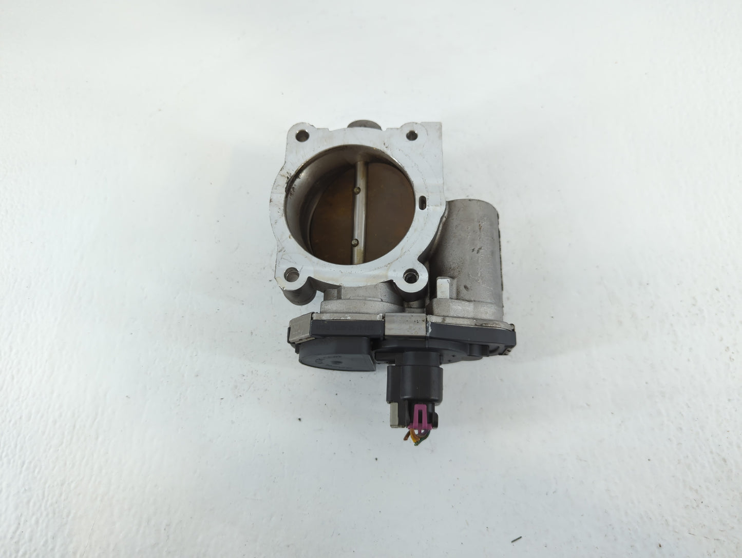 2007-2011 Gmc Acadia Throttle Body P/N:995AA Fits Fits 2007 2008 2009 2010 2011 OEM Used Auto Parts - Oemusedautoparts1.com
