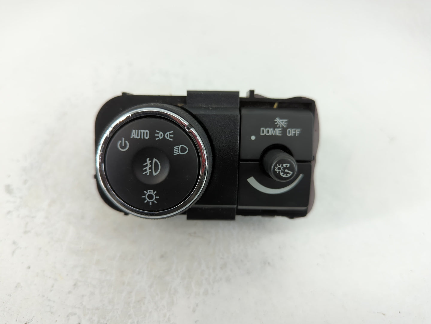 2007-2012 Gmc Acadia Headlight Lamp Control Switch - Oemusedautoparts1.com