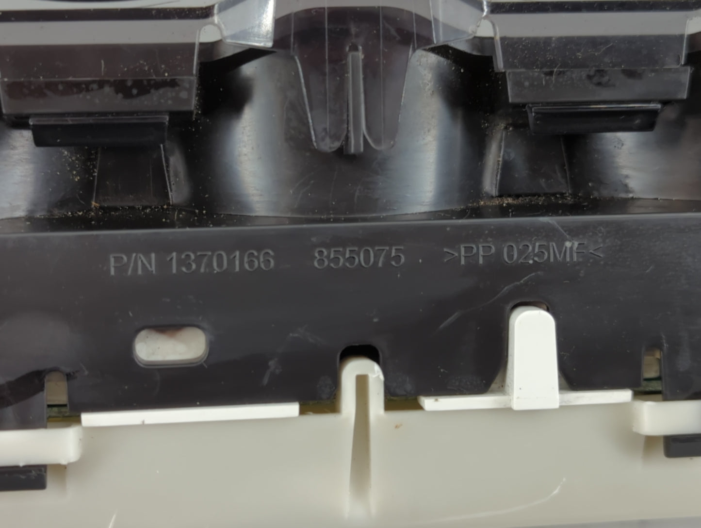 2011 Gmc Acadia Instrument Cluster Speedometer Gauges P/N:855075 1370166 Fits OEM Used Auto Parts - Oemusedautoparts1.com