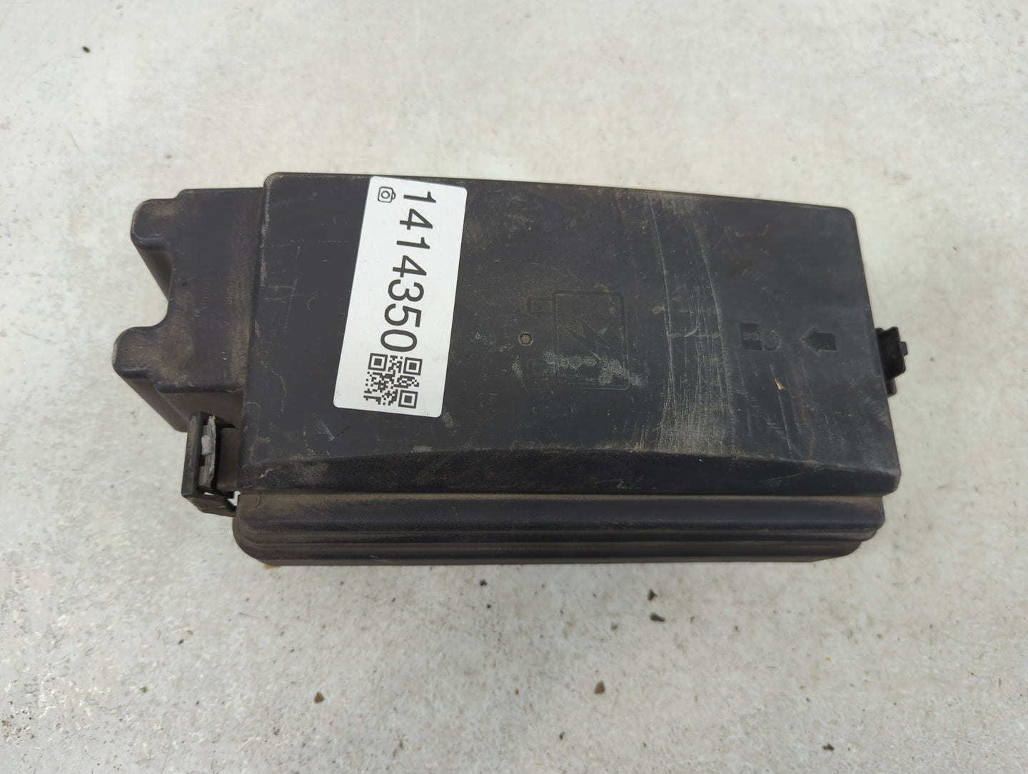2009-2012 Gmc Canyon Fusebox Fuse Box Panel Relay Module P/N:20885194 Fits Fits 2009 2010 2011 2012 OEM Used Auto Parts - Oe