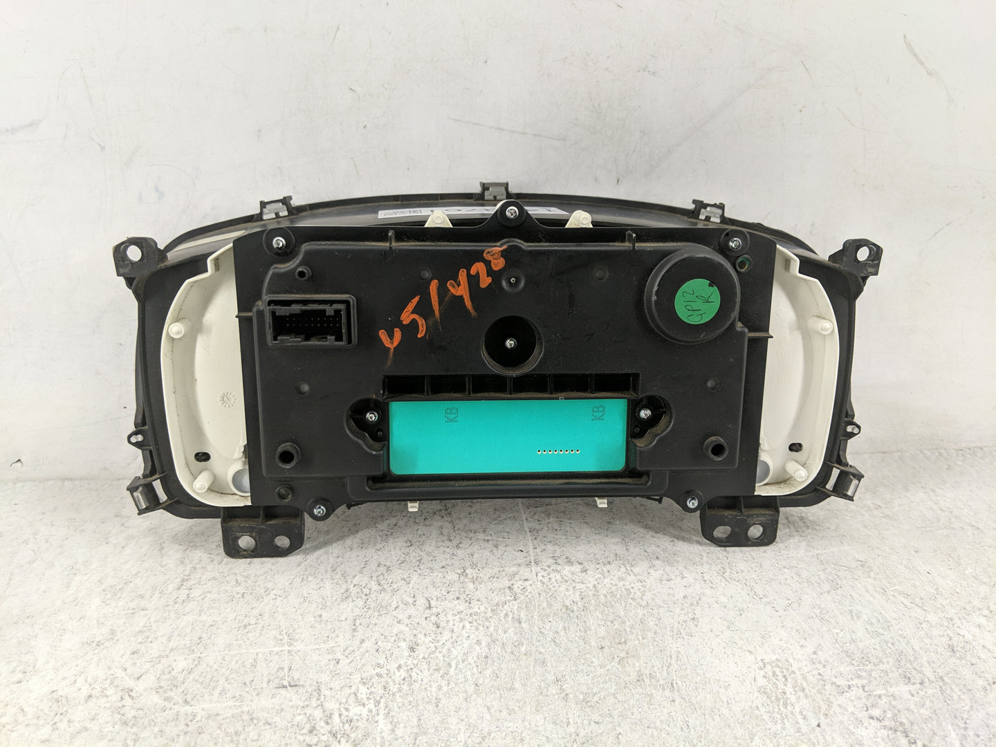 2008-2012 Gmc Canyon Instrument Cluster Speedometer Gauges P/N:15947480 1615798 Miles: Fits Fits 2008 2009 2010 2011 2012 OE