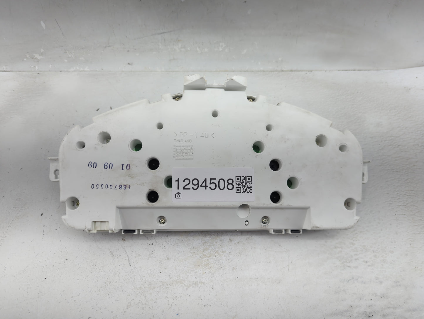 2011 Gmc S300 Instrument Cluster Speedometer Gauges P/N:36002717 31296231 Fits OEM Used Auto Parts - Oemusedautoparts1.com