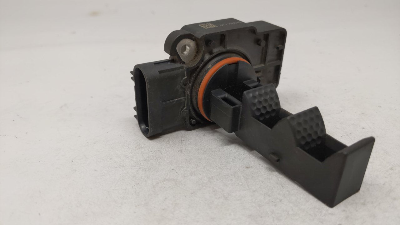 2010-2016 Gmc Savana 2500 Mass Air Flow Meter Maf - Oemusedautoparts1.com