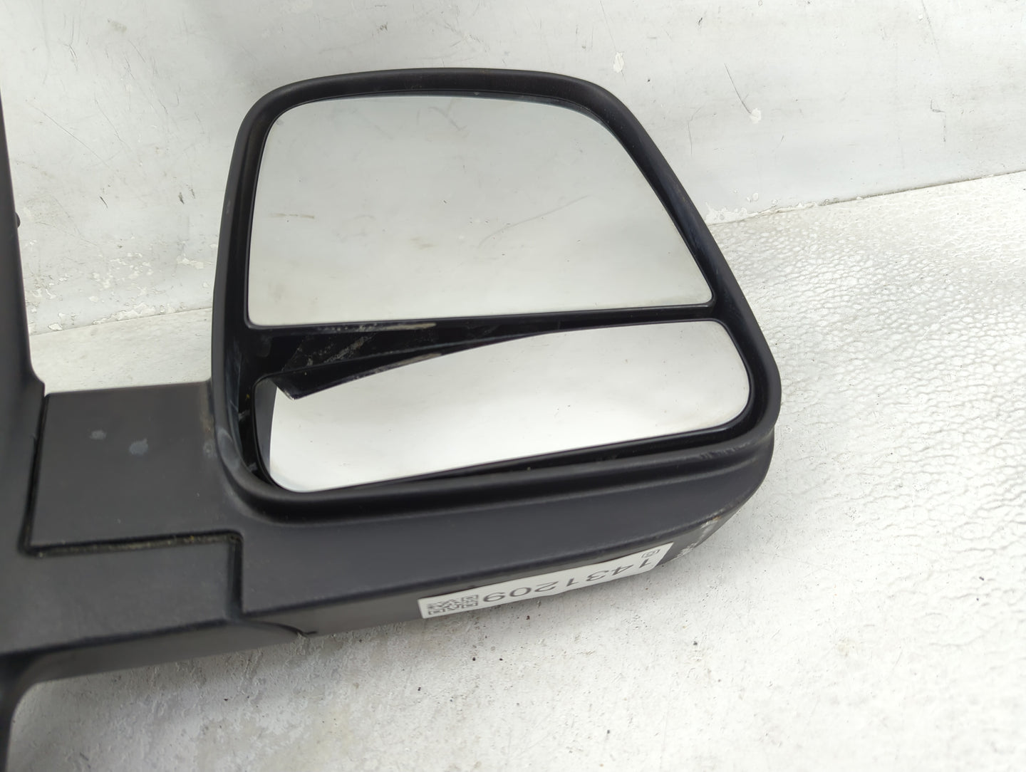 2008-2019 Gmc Savana 3500 Passenger Side View Mirror - Right Door Mirror OEM Used - Oemusedautoparts1.com