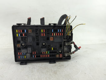 compare product 2011 Gmc Savana 3500 Van Fusebox Fuse Box Panel Relay Module P/N:22744449 Fits Fits 2010 OEM Used Auto Parts