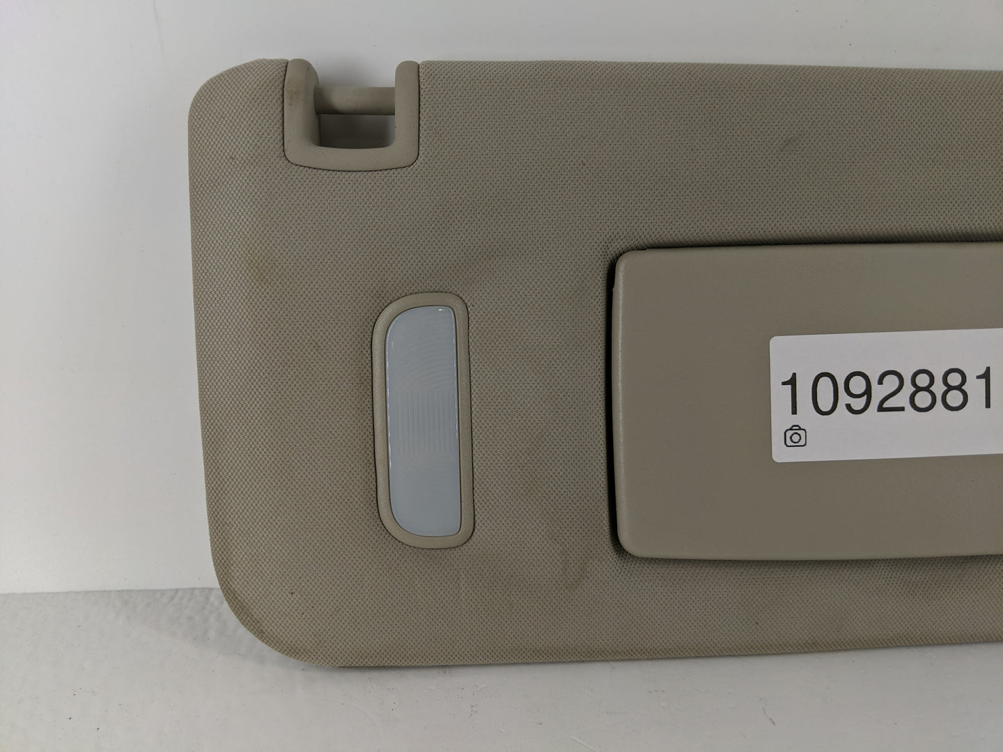 2007-2013 Gmc Sierra 1500 Sun Visor Shade Replacement Passenger Right Mirror Fits Fits 2007 2008 2009 2010 2011 2012 2013 20