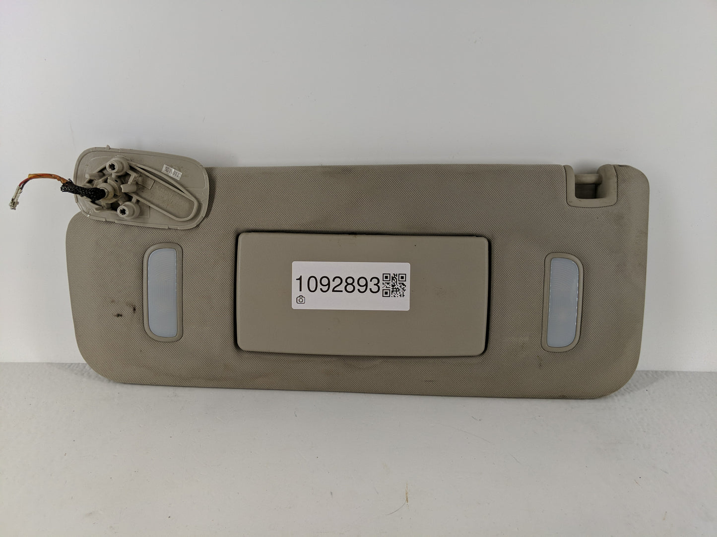 2007-2013 Gmc Sierra 1500 Sun Visor Shade Replacement Driver Left Mirror Fits Fits 2007 2008 2009 2010 2011 2012 2013 2014 O