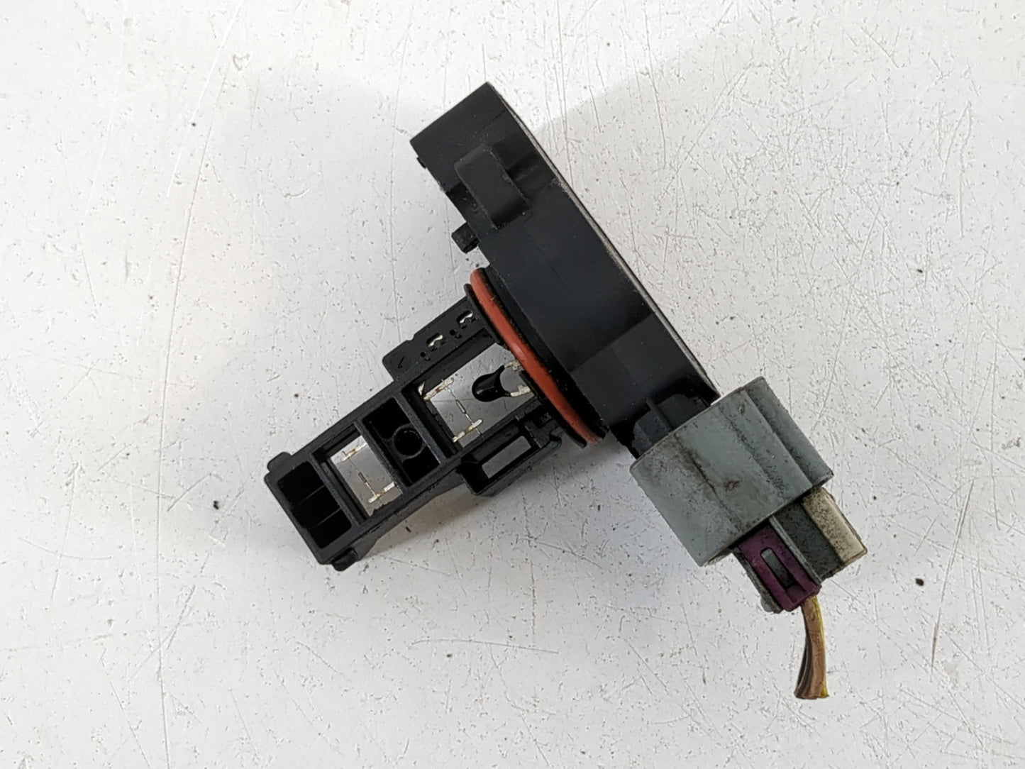 2009-2013 Gmc Sierra 1500 Mass Air Flow Meter Maf - Oemusedautoparts1.com