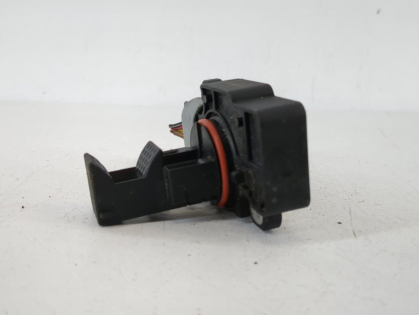 2009-2013 Gmc Sierra 1500 Mass Air Flow Meter Maf - Oemusedautoparts1.com