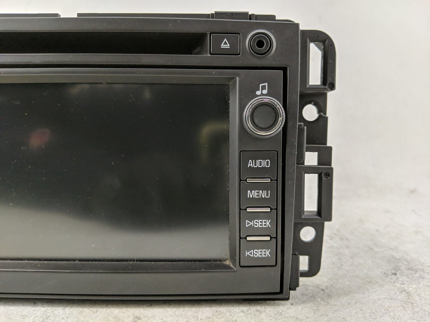 2010-2011 Gmc Sierra 1500 Radio AM FM Cd Player Receiver Replacement P/N:25966512 Fits Fits 2010 2011 OEM Used Auto Parts - 