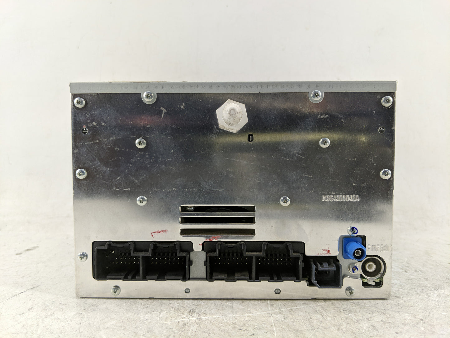 2010-2011 Gmc Sierra 1500 Radio AM FM Cd Player Receiver Replacement P/N:25966512 Fits Fits 2010 2011 OEM Used Auto Parts - 