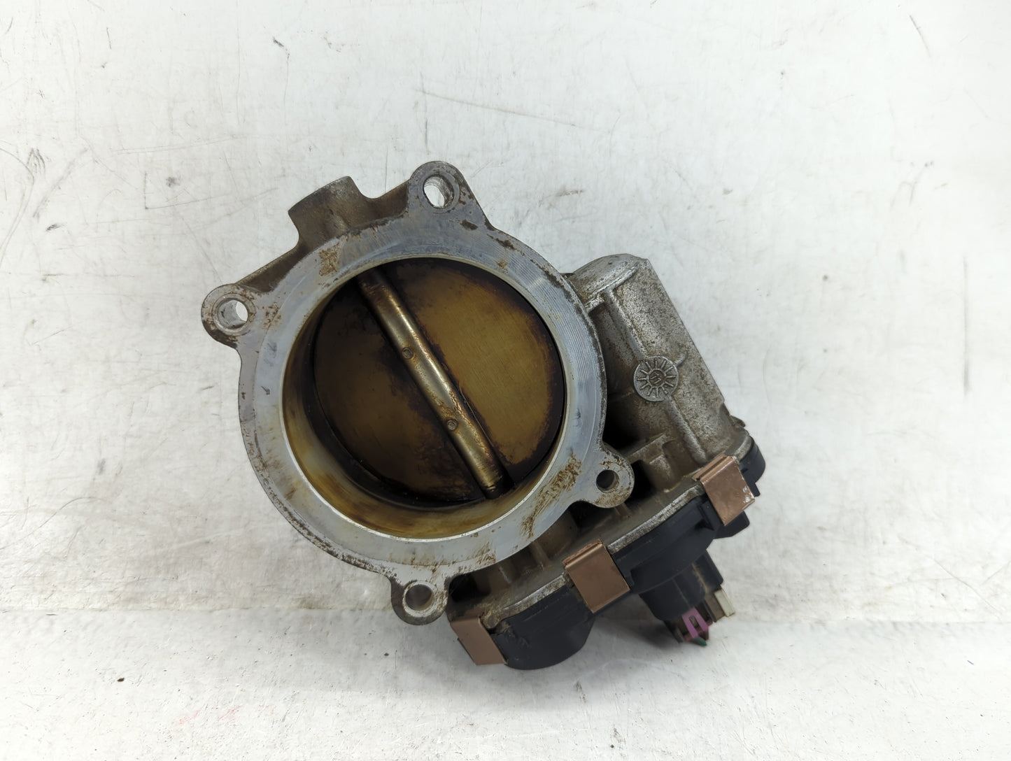 2009-2013 Gmc Sierra 1500 Throttle Body P/N:RME87-3C9992 Fits Fits 2009 2010 2011 2012 2013 2014 2015 OEM Used Auto Parts - 