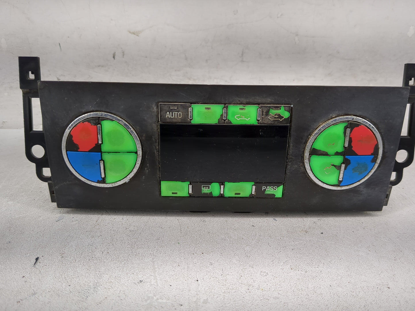 2011 Gmc Sierra 1500 Climate Control Module Temperature AC/Heater Replacement P/N:25936132 15952374, 25869948 Fits OEM Used 