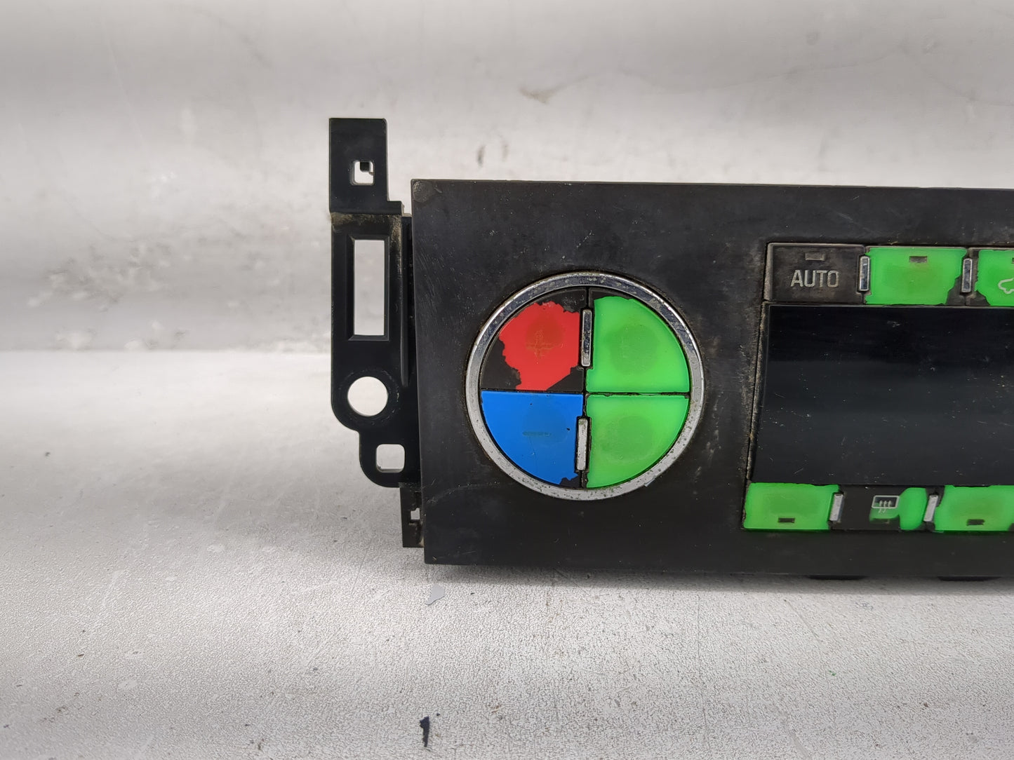 2011 Gmc Sierra 1500 Climate Control Module Temperature AC/Heater Replacement P/N:25936132 15952374, 25869948 Fits OEM Used 