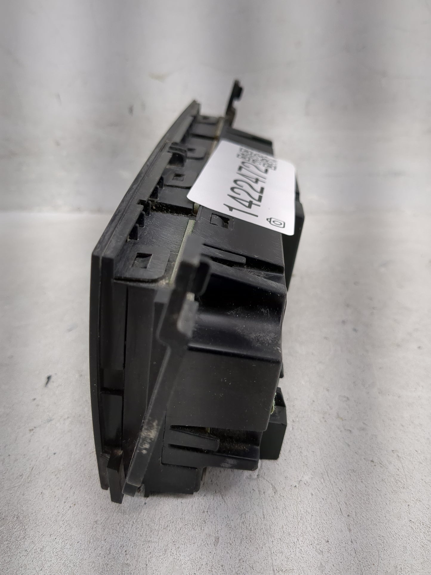 2011 Gmc Sierra 1500 Climate Control Module Temperature AC/Heater Replacement P/N:25936132 15952374, 25869948 Fits OEM Used 