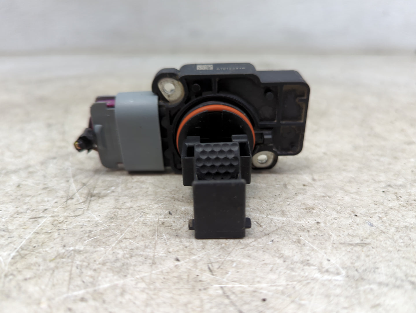 2009-2013 Gmc Sierra 1500 Mass Air Flow Meter Maf 1485305 - Oemusedautoparts1.com