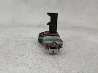 2009-2013 Gmc Sierra 1500 Mass Air Flow Meter Maf 1486122 - Oemusedautoparts1.com