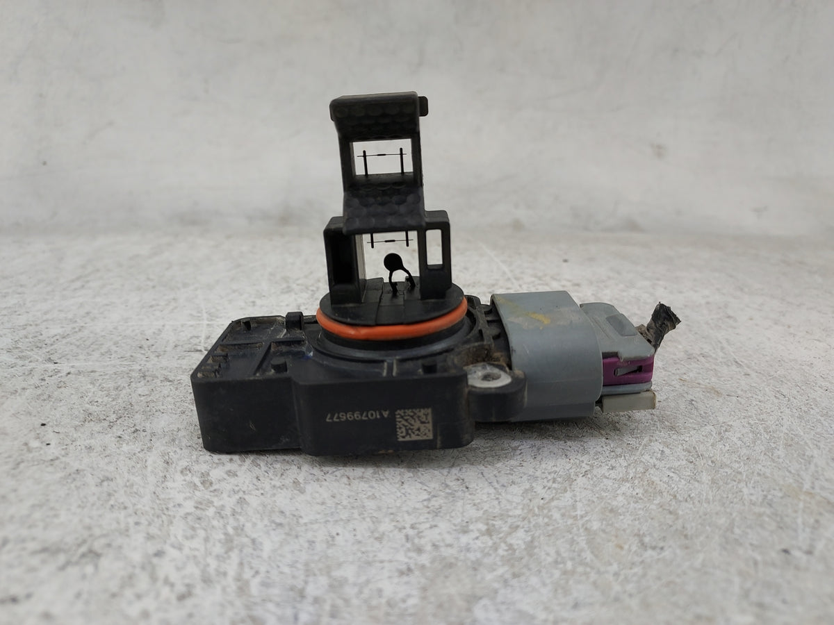 2009-2013 Gmc Sierra 1500 Mass Air Flow Meter Maf 1486122 - Oemusedautoparts1.com