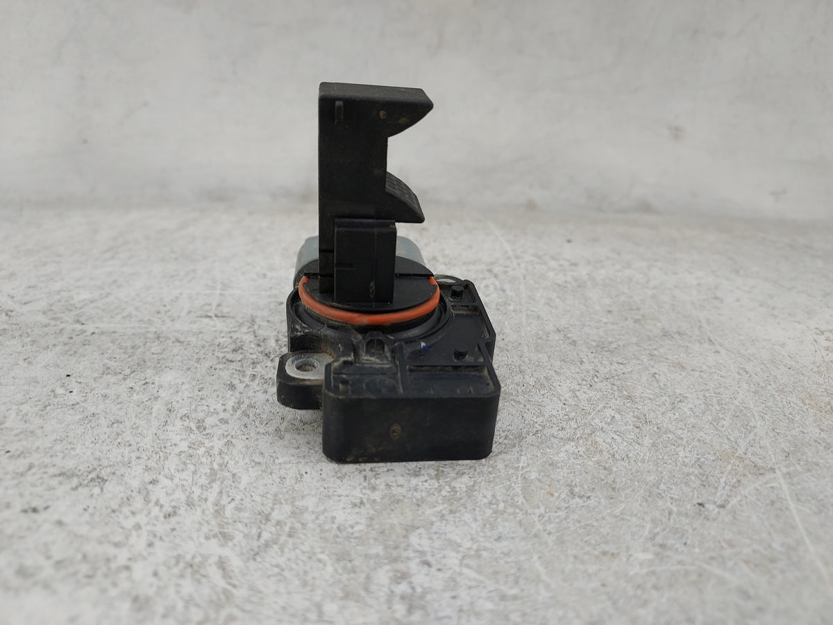 2009-2013 Gmc Sierra 1500 Mass Air Flow Meter Maf 1486122 - Oemusedautoparts1.com