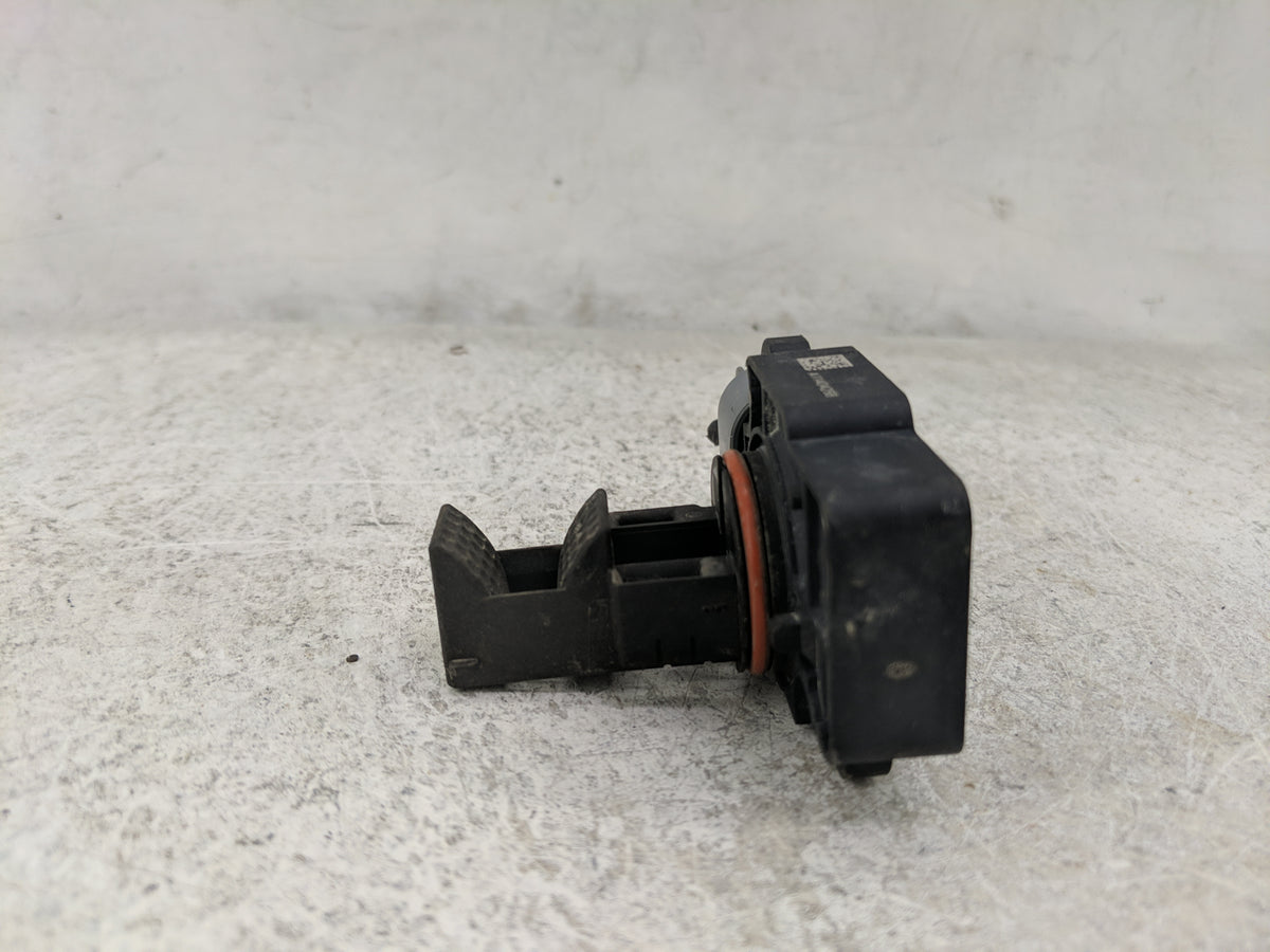 2009-2013 Gmc Sierra 1500 Mass Air Flow Meter Maf Sensor 1486386 - Oemusedautoparts1.com