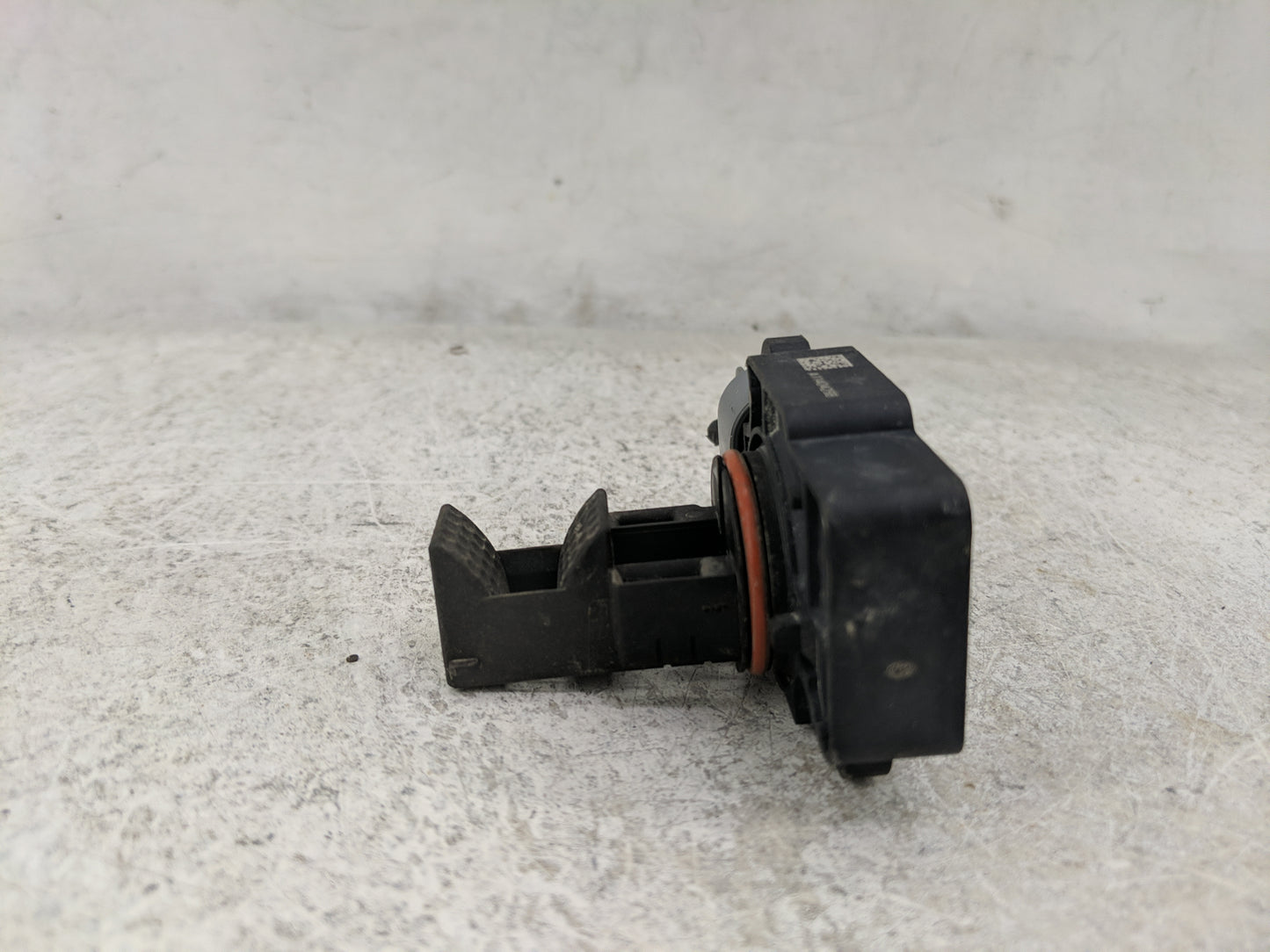 2009-2013 Gmc Sierra 1500 Mass Air Flow Meter Maf 1486386 - Oemusedautoparts1.com