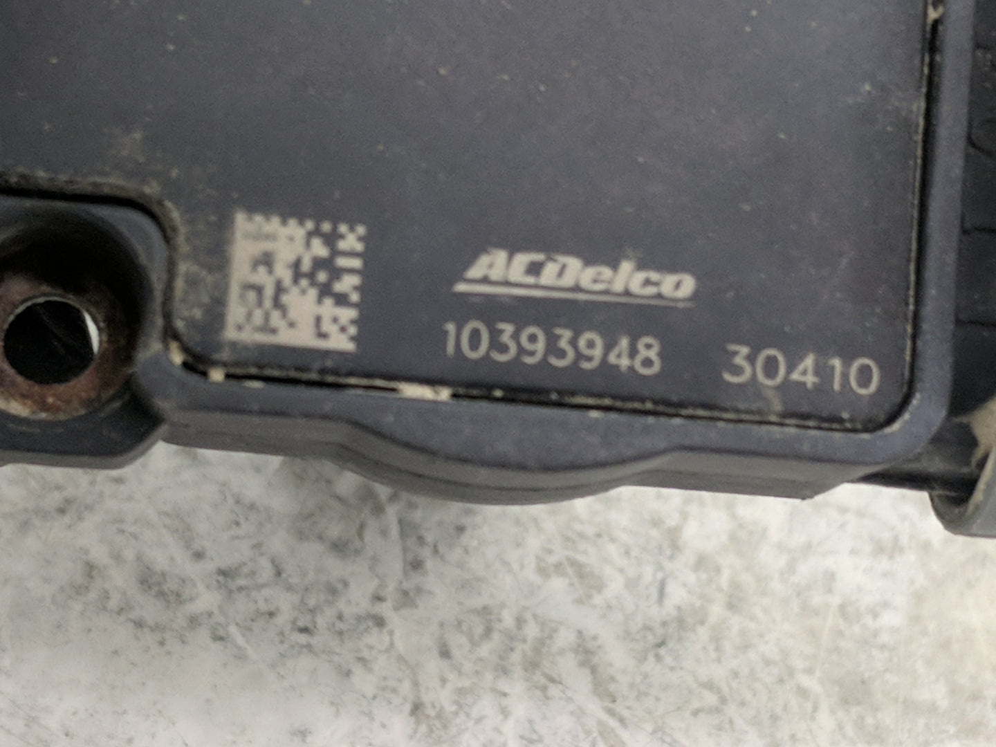 2009-2013 Gmc Sierra 1500 Mass Air Flow Meter Maf 1486386 - Oemusedautoparts1.com