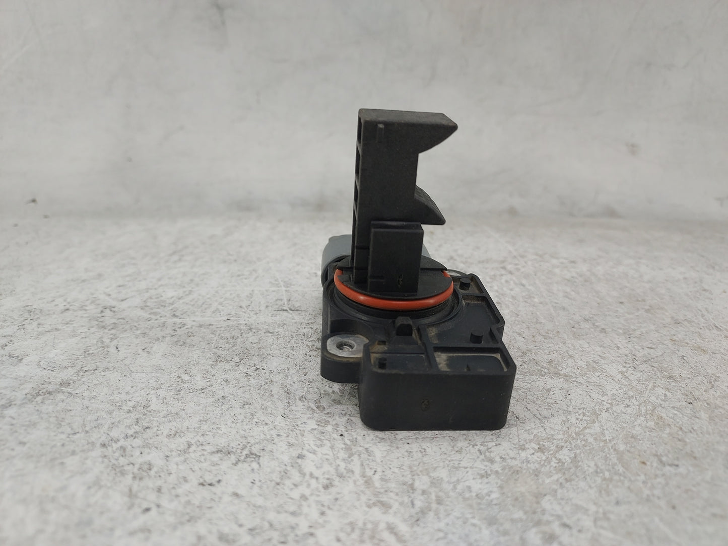 2009-2013 Gmc Sierra 1500 Mass Air Flow Meter Maf 1486565 - Oemusedautoparts1.com
