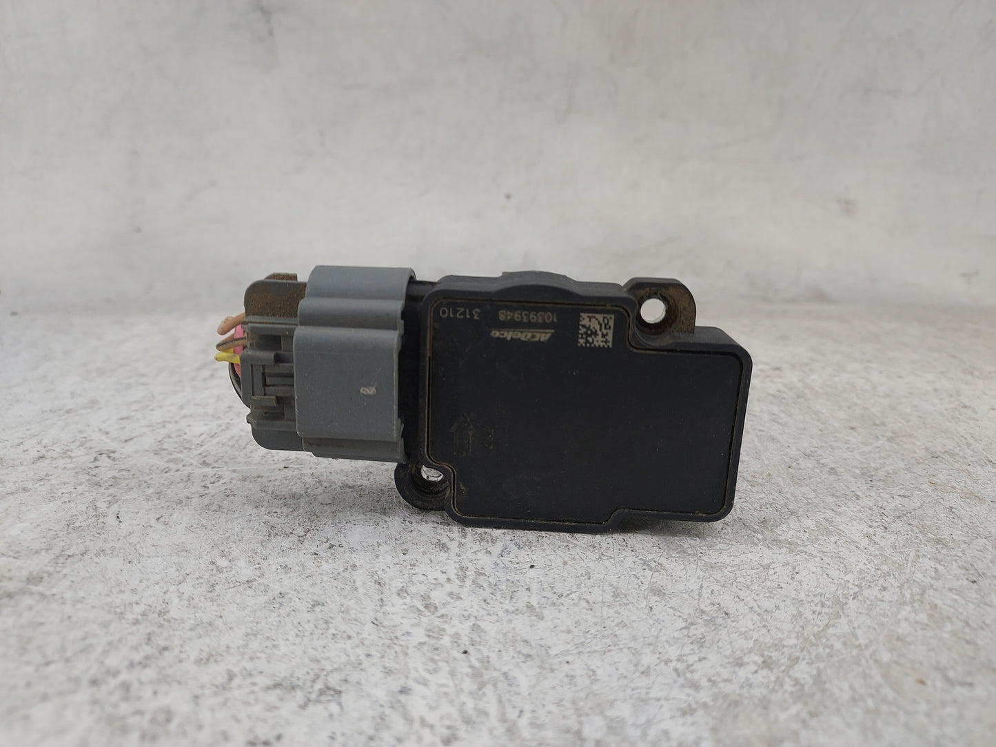 2009-2013 Gmc Sierra 1500 Mass Air Flow Meter Maf 1486565 - Oemusedautoparts1.com