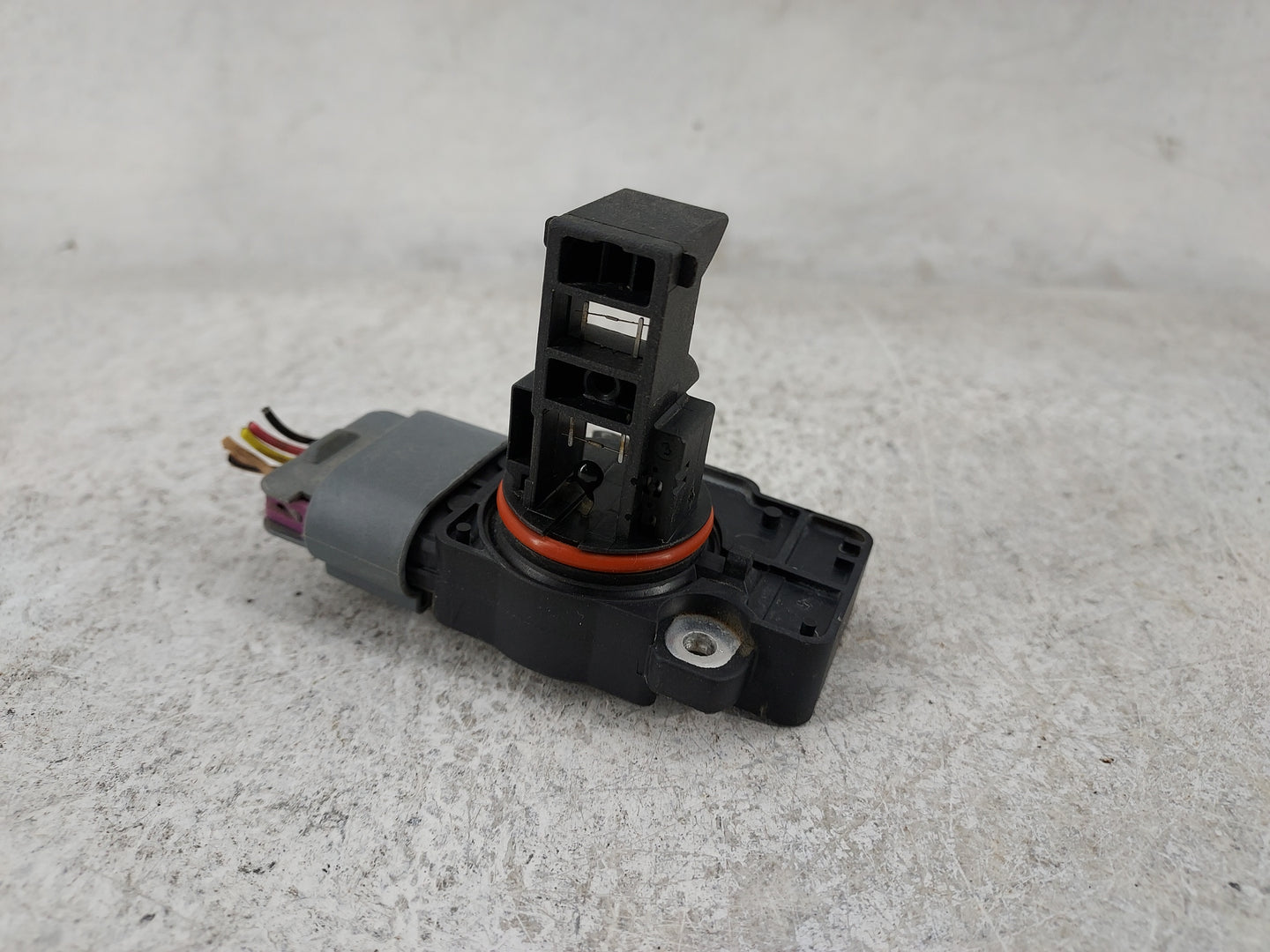2009-2013 Gmc Sierra 1500 Mass Air Flow Meter Maf 1487763 - Oemusedautoparts1.com