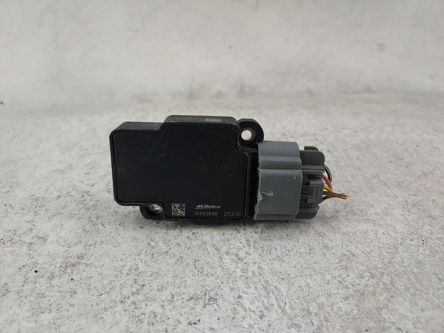 2009-2013 Gmc Sierra 1500 Mass Air Flow Meter Maf 1487763 - Oemusedautoparts1.com