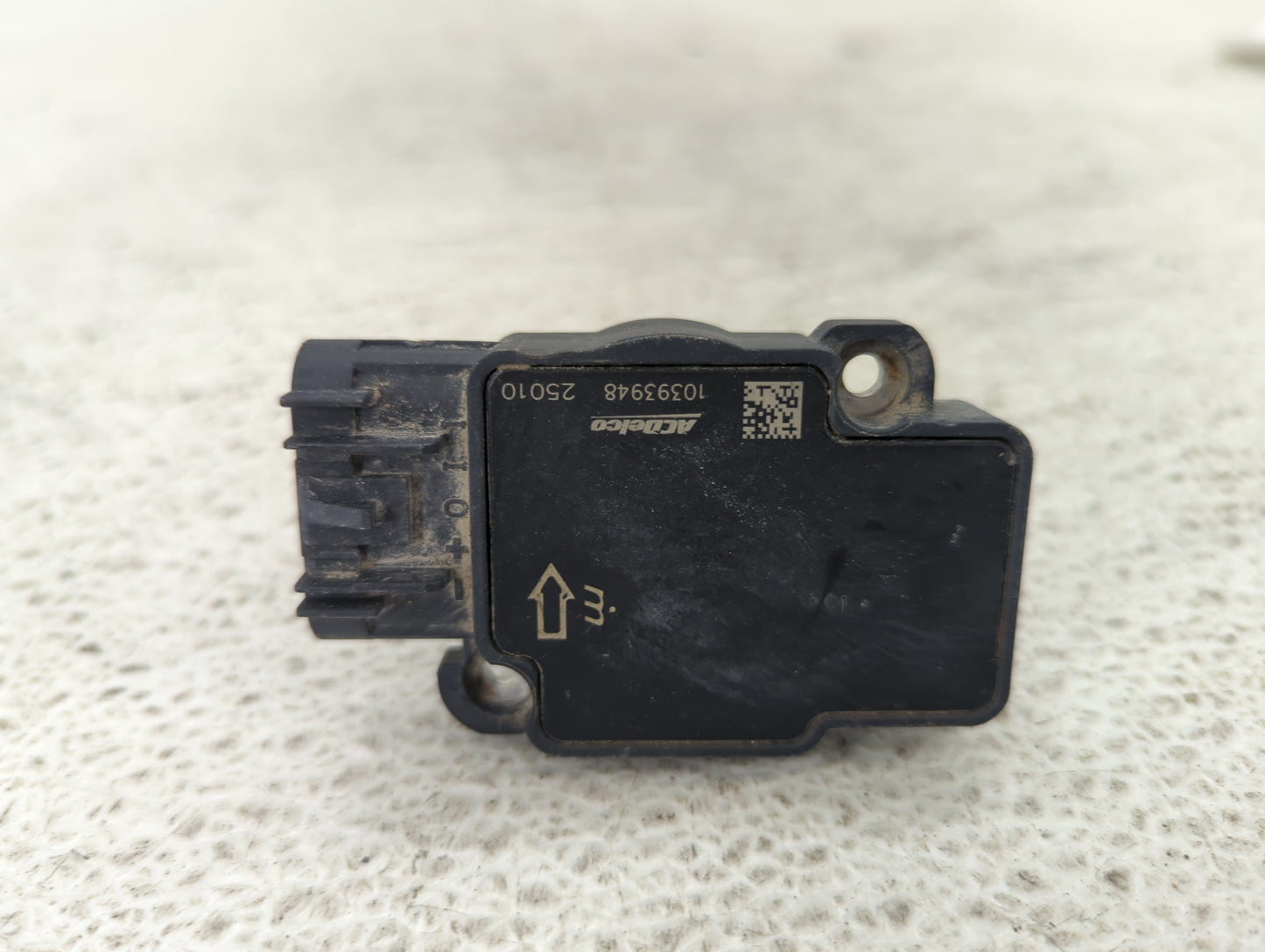 2009-2013 Gmc Sierra 1500 Mass Air Flow Meter Maf 1487817 - Oemusedautoparts1.com