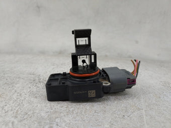 compare product 2009-2013 Gmc Sierra 1500 Mass Air Flow Meter Maf Sensor 1488136