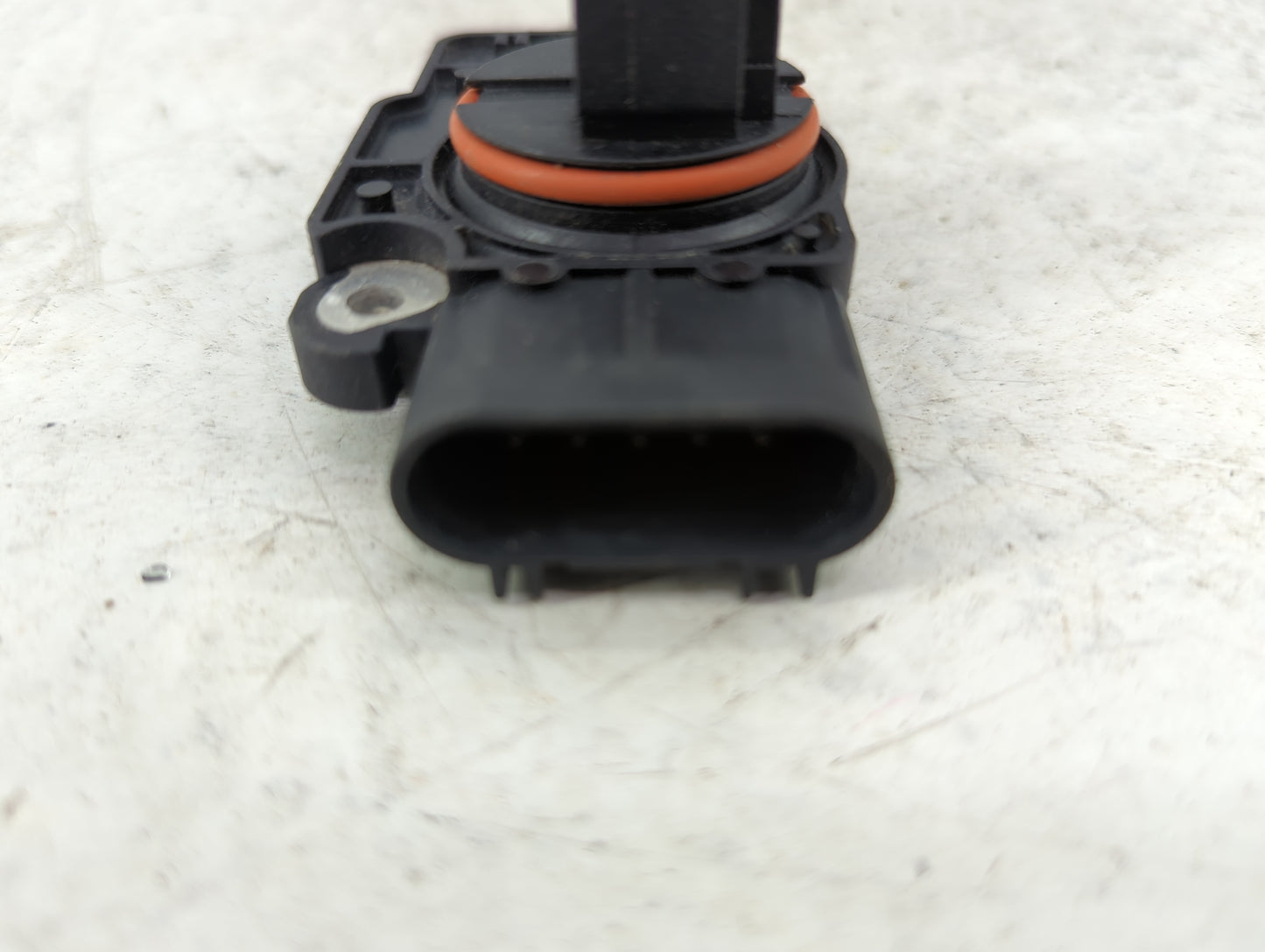 2009-2013 Gmc Sierra 1500 Mass Air Flow Meter Maf 1488663 - Oemusedautoparts1.com